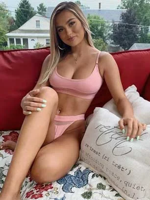 Model Escorts in lajpat-nagar